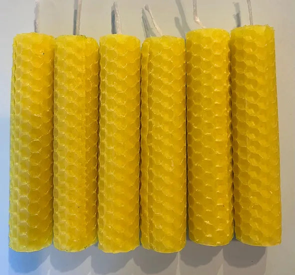 Beeswax Candle Yellow | Hand rolled | Yellow|  10 cm | 100 % U.K. Beeswax