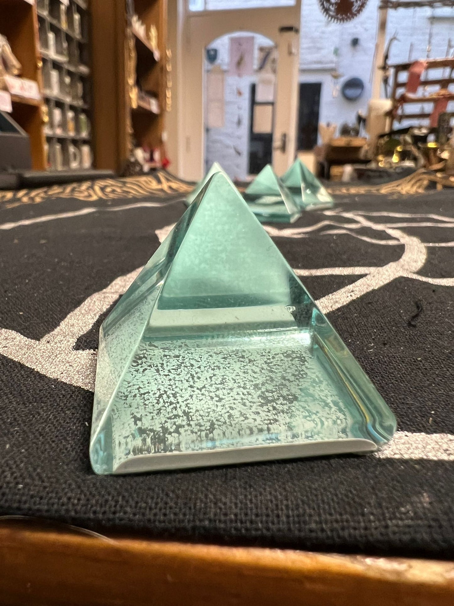 Crystal Pyramid | Blue Obsidian | Crystal Healing | 35mm