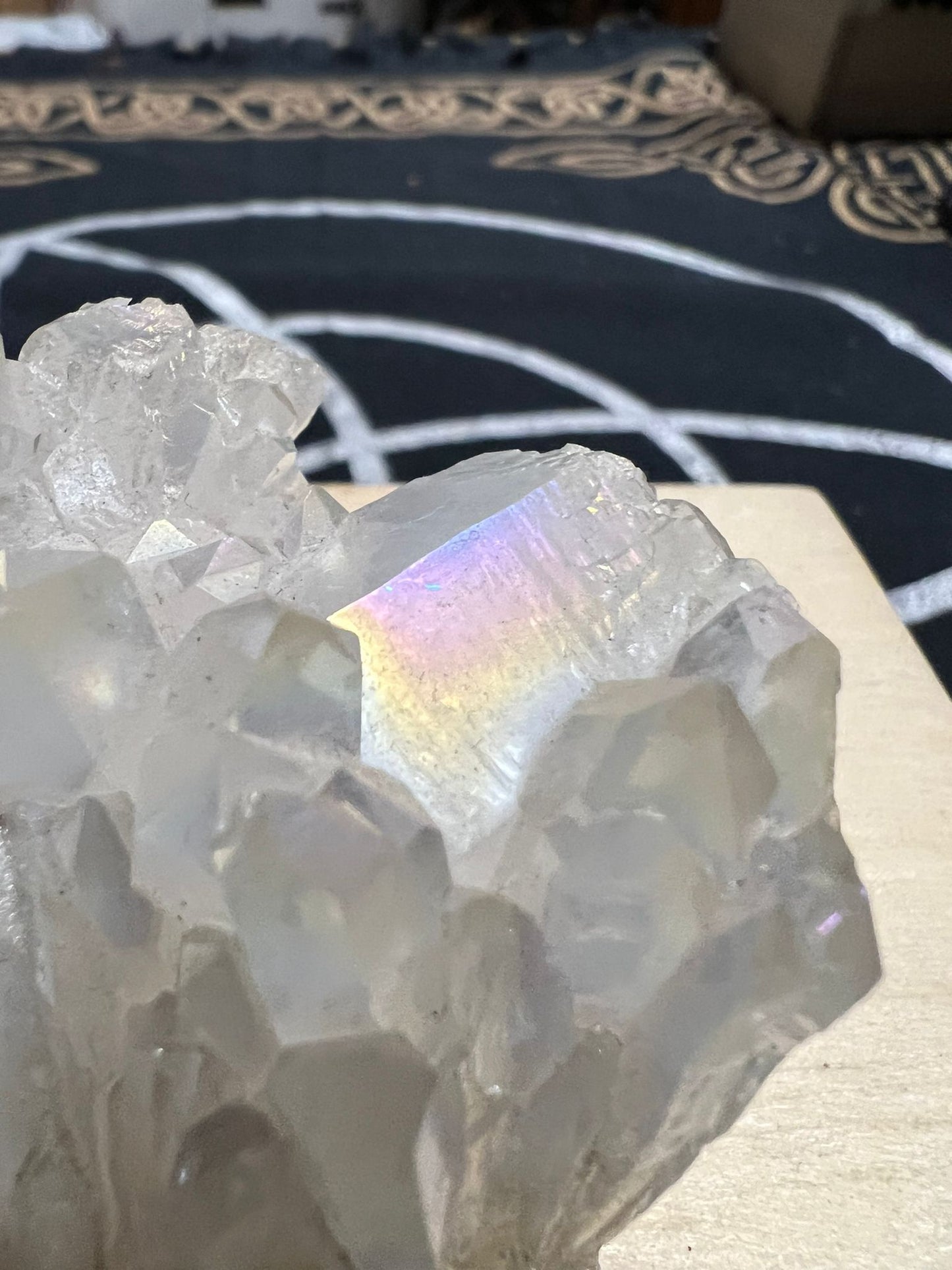 Angel Aura | 140g | Cluster | Freeform