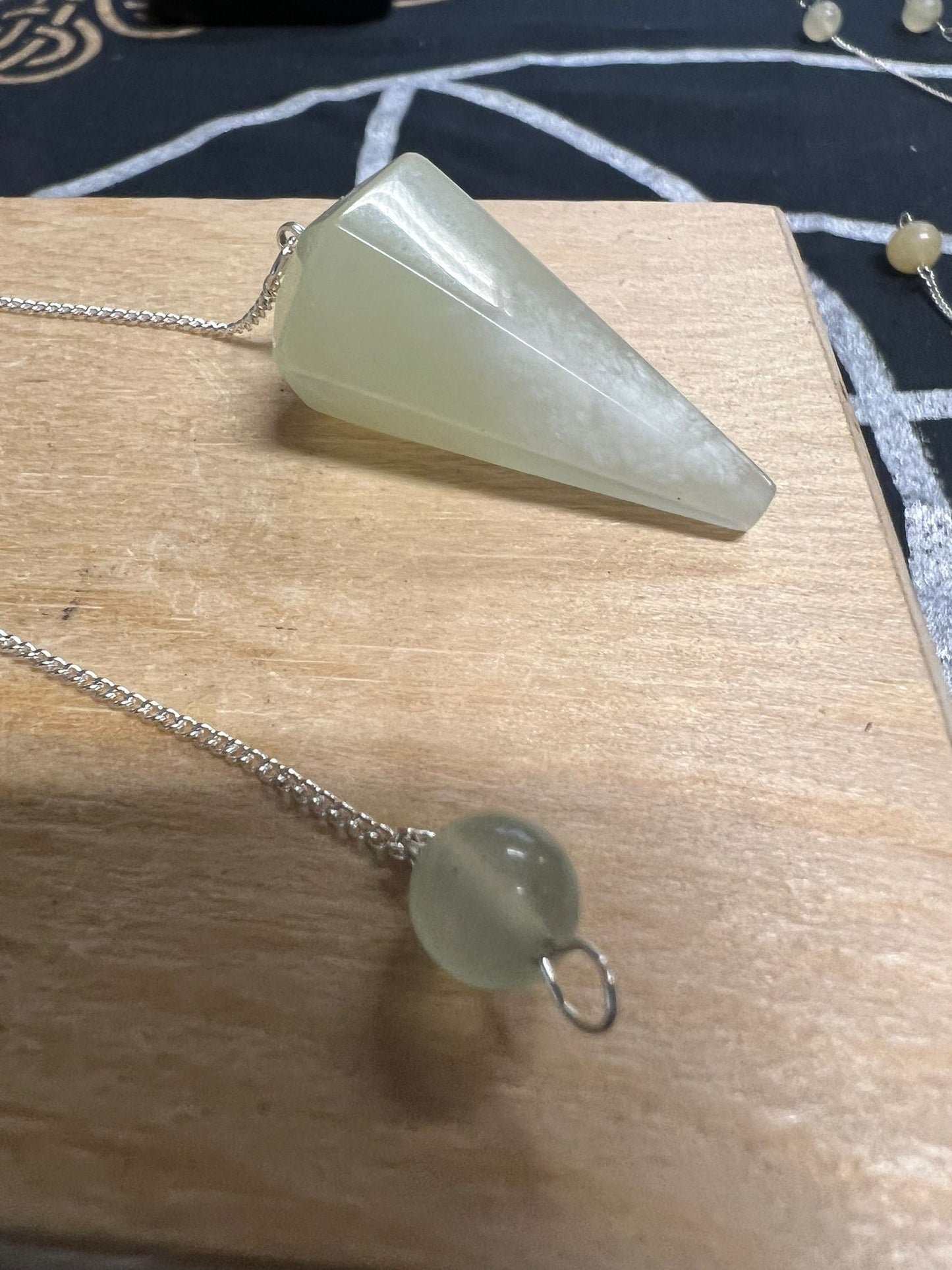 Jade (New) Pendulum | Faceted  | Divination